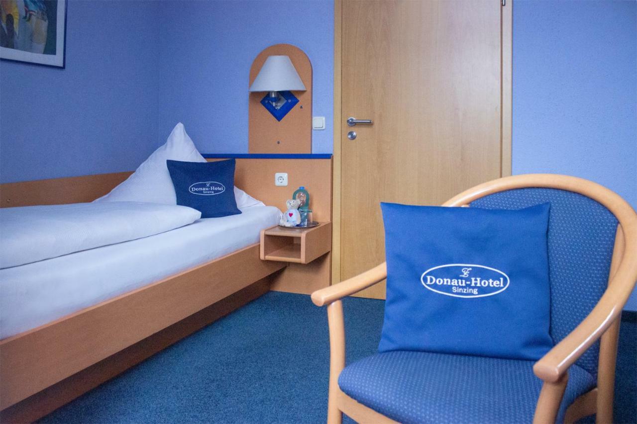 Donau-Hotel Sinzing Ngoại thất bức ảnh
